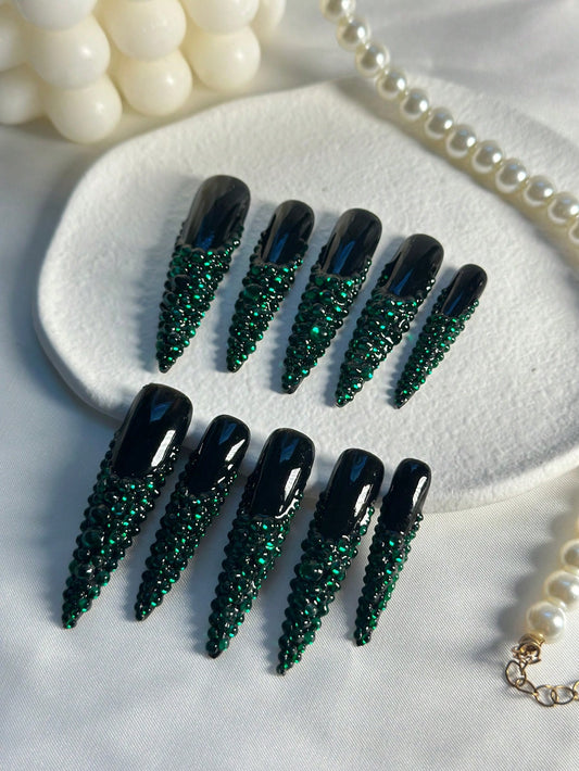 Luxury Black And Emerald Green Rhinestone Press-On Nails – Extra Long Stiletto Artificial Nails For Glamorous Looks